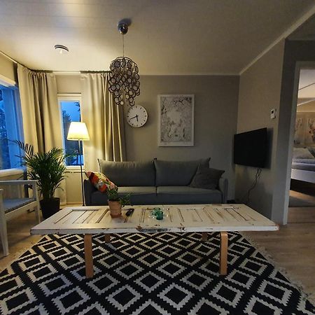 Vaere Holiday Home - Lakeside Relaxation Point Inari Exterior foto